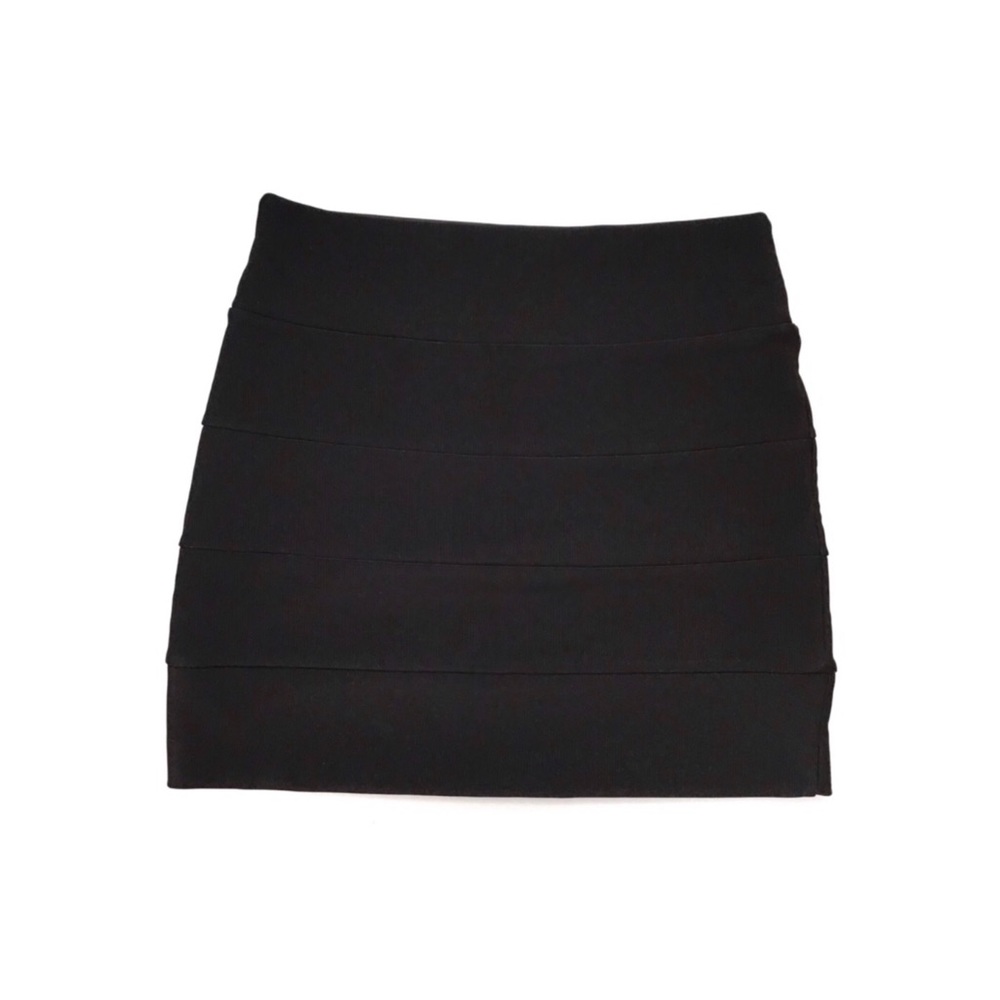 LOVE CULTURE | BLACK STRETCH BANDAGE MINI SKIRT
